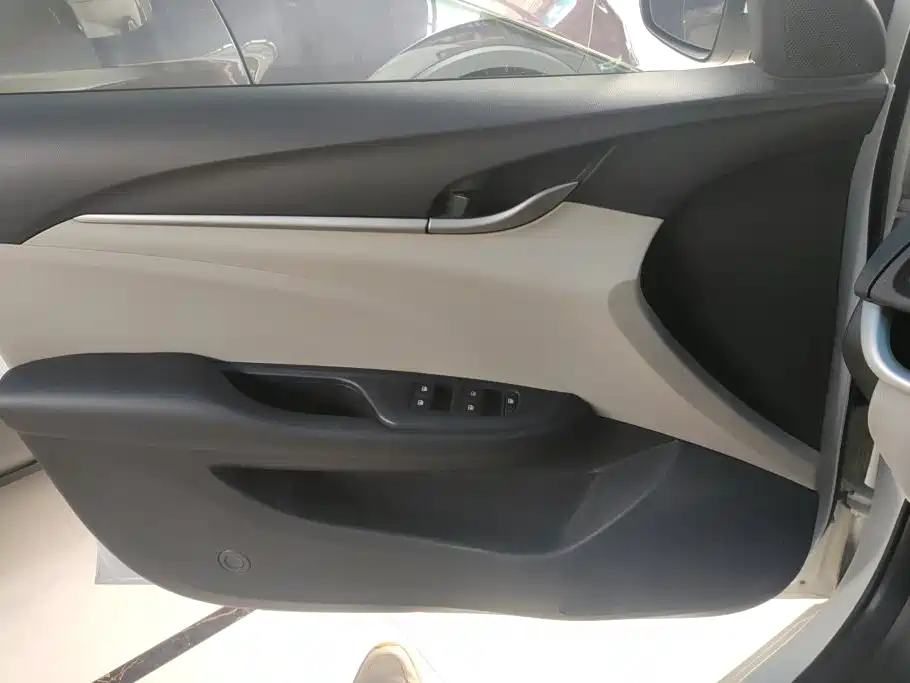 Buick Excelle — миниатюра 7