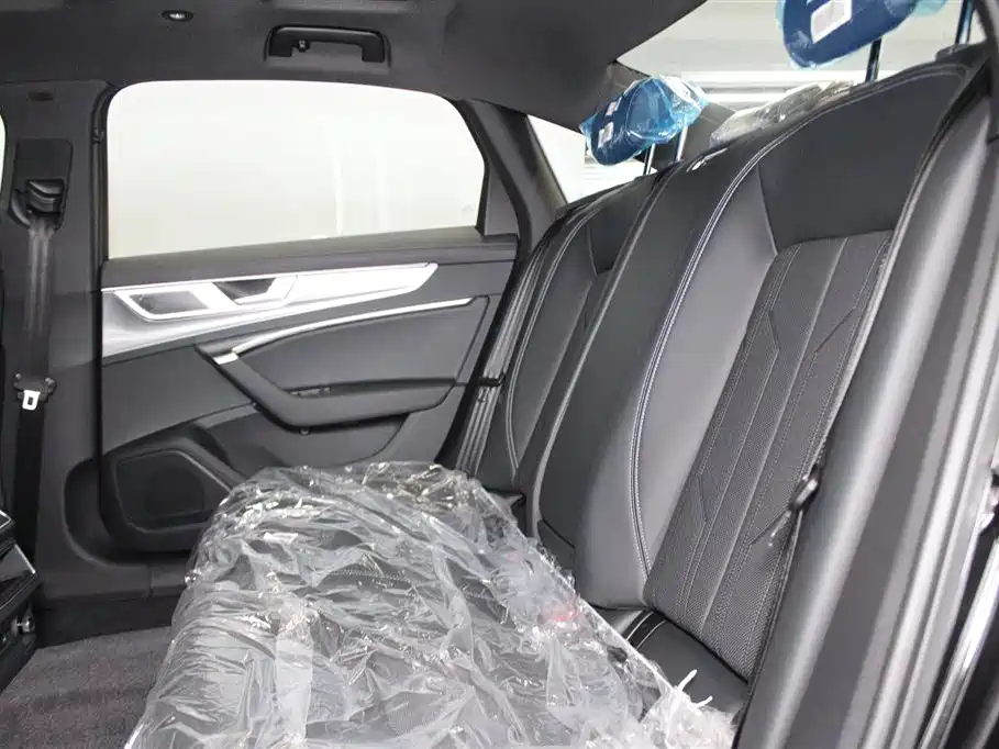 Audi A6L 2026 40 TFSI Luxury