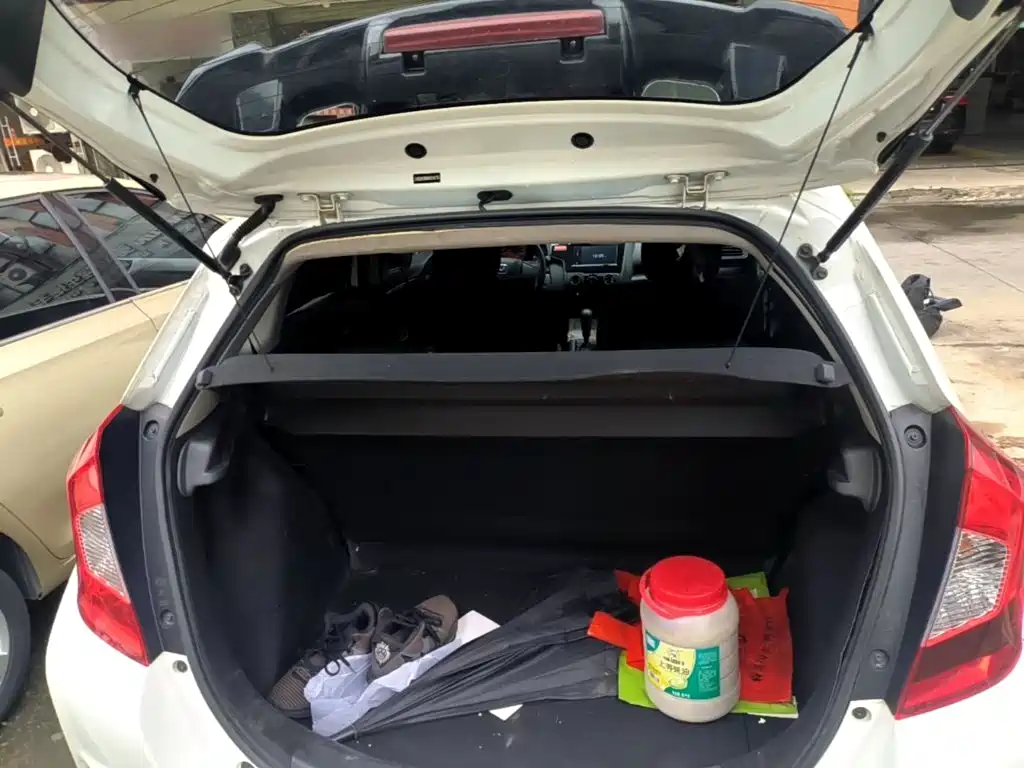 Honda Fit — миниатюра 19