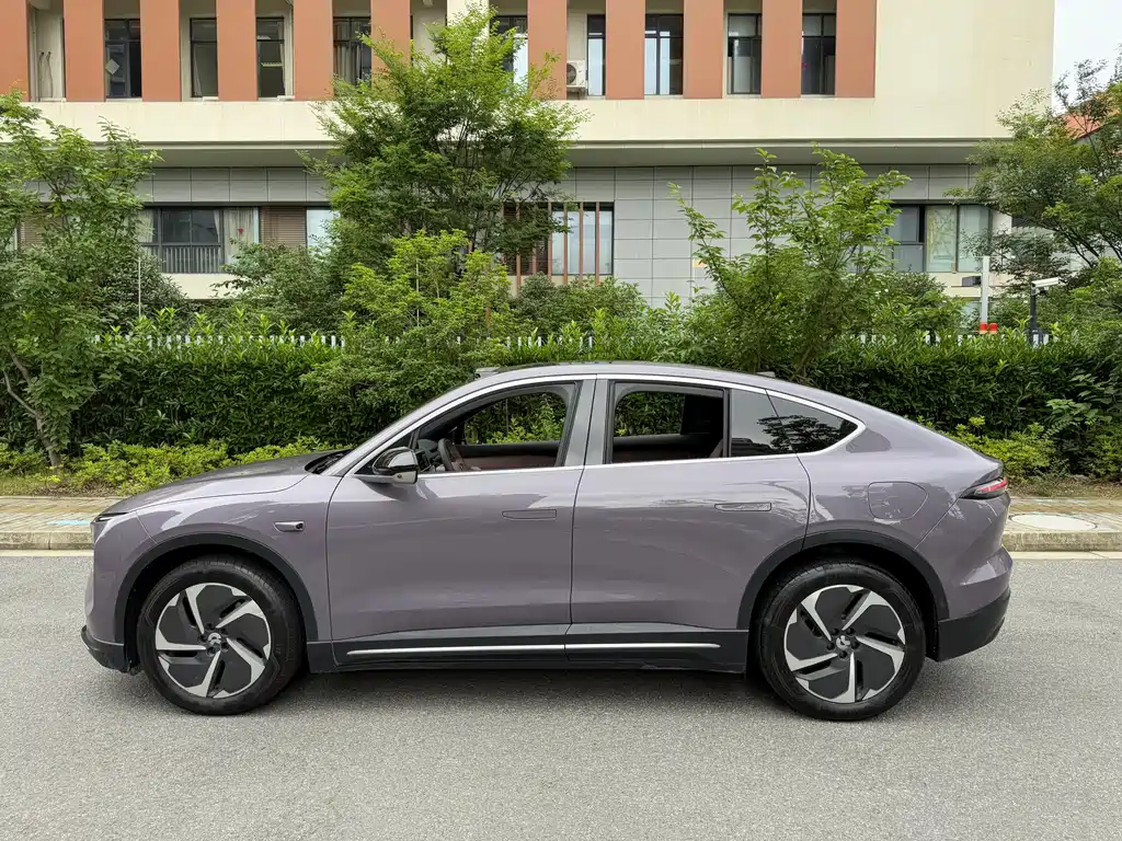 NIO EC6 2024 75kWh
