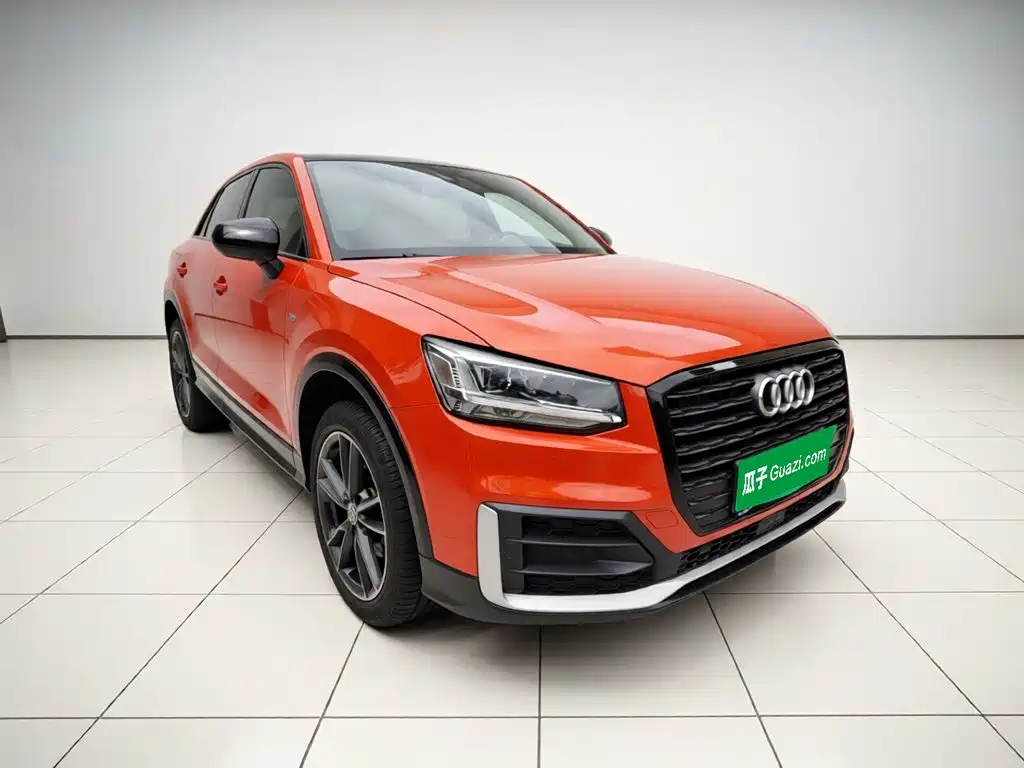 Audi Q2L 2021 35 TFSI Fashion