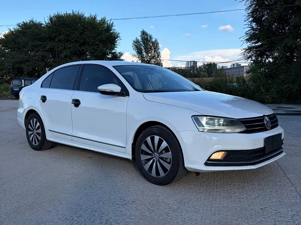 Volkswagen Sagitar — миниатюра 3