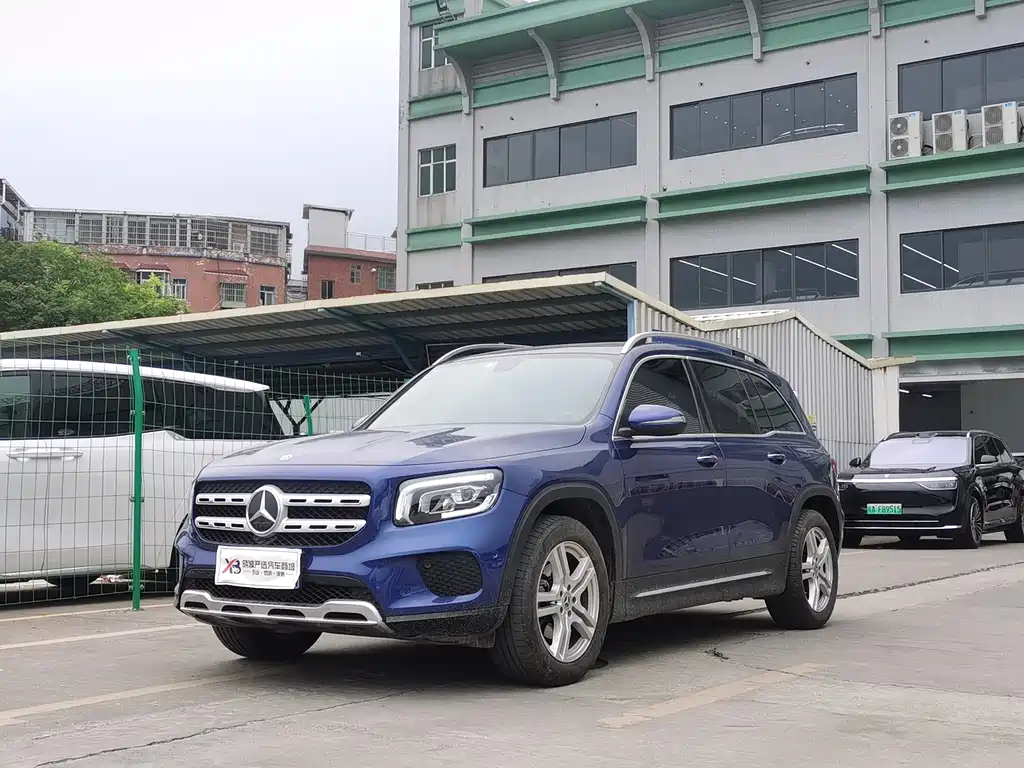 Mercedes-Benz GLB 2021