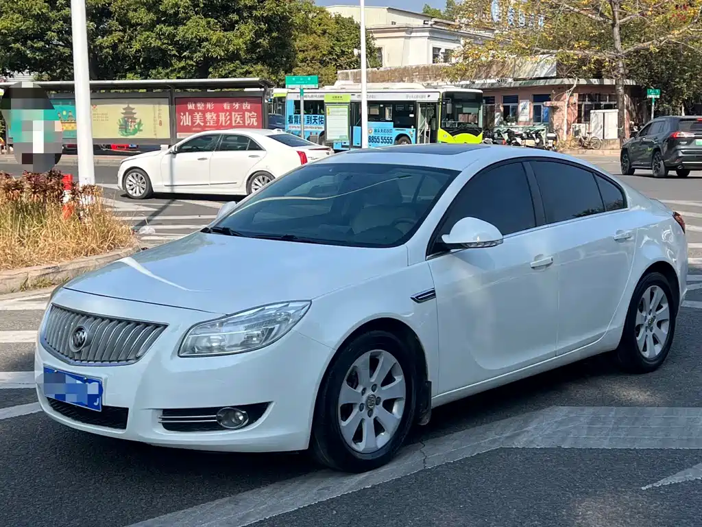 Buick Regal 2013