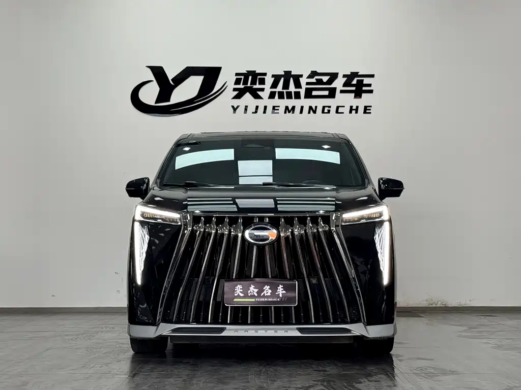 GAC M8