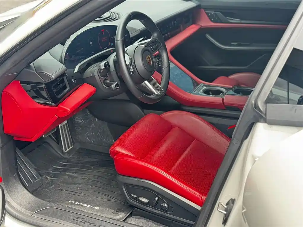 Porsche Taycan — миниатюра 14