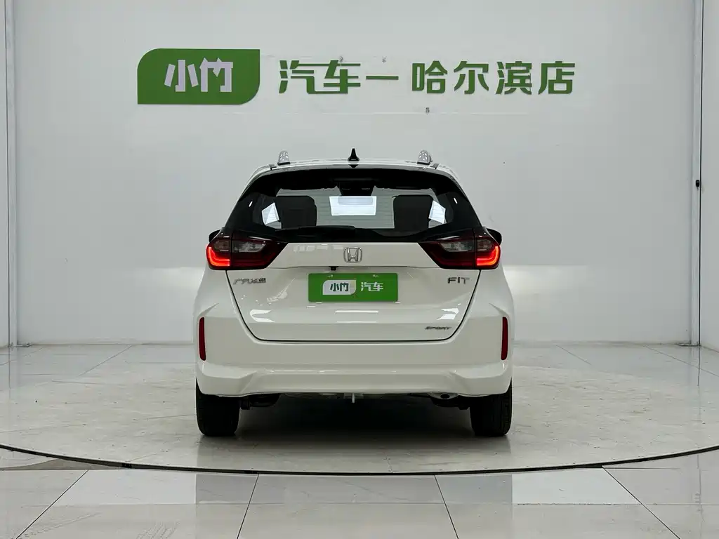 Honda Fit — миниатюра 6