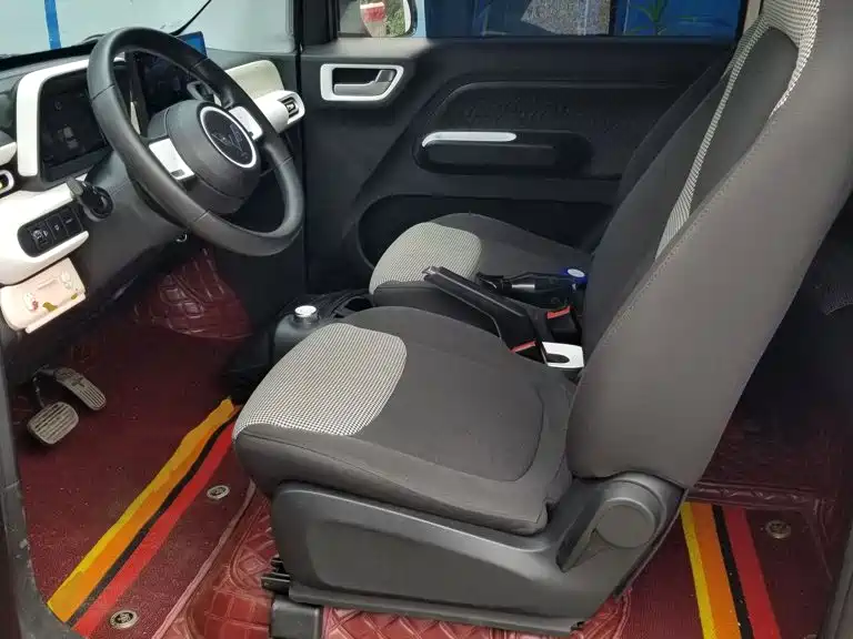 Wuling MINIEV — миниатюра 15