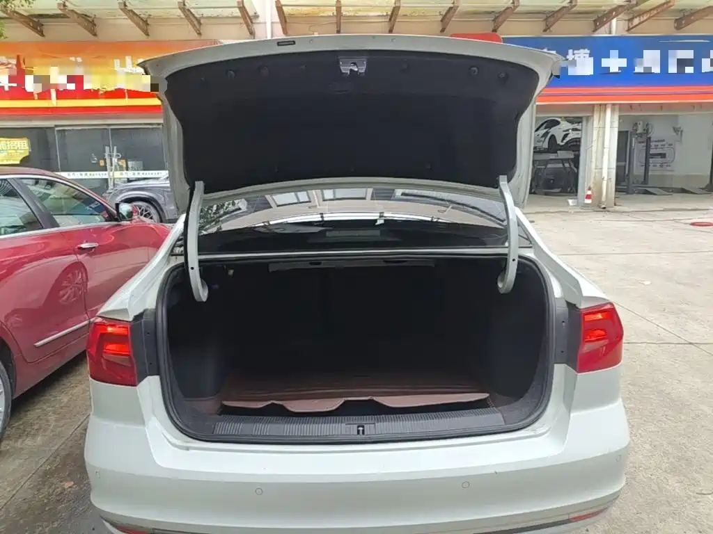 Volkswagen Bora — миниатюра 15