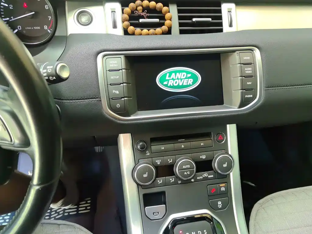 Land Rover Evoque — миниатюра 9