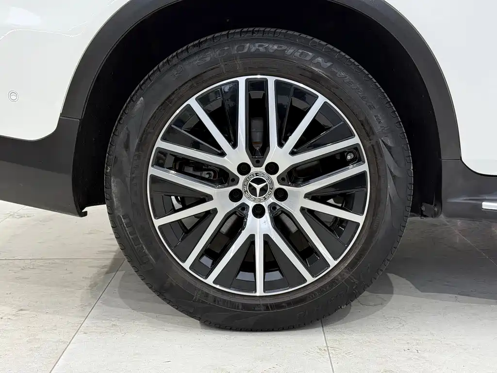 MERCEDES-BENZ GLC COUPE