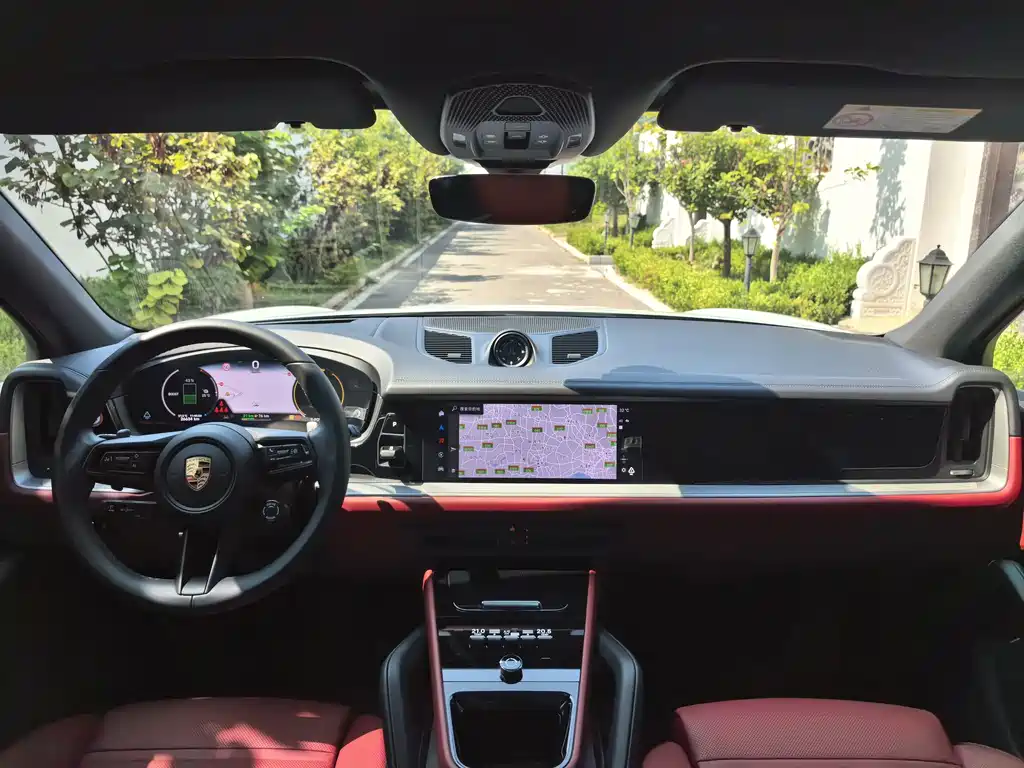 Porsche Cayenne Hybrid — миниатюра 10