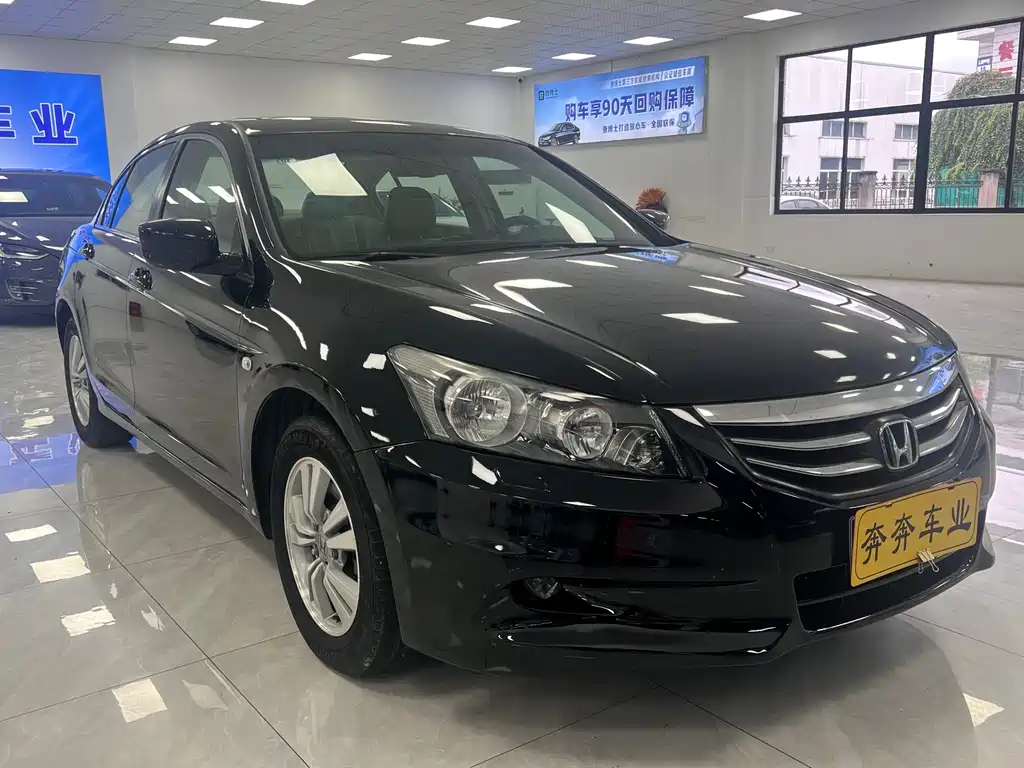 Honda Accord — миниатюра 2