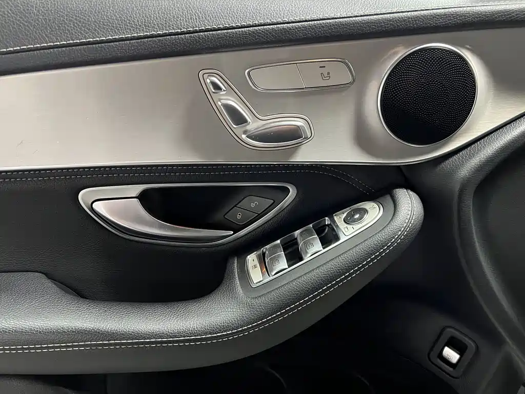 Mercedes-Benz GLC — миниатюра 16