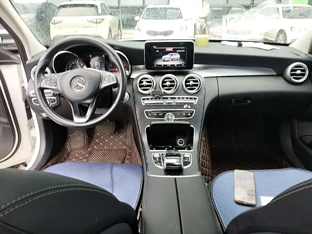 Mercedes-Benz C-Class (Import) — миниатюра 10