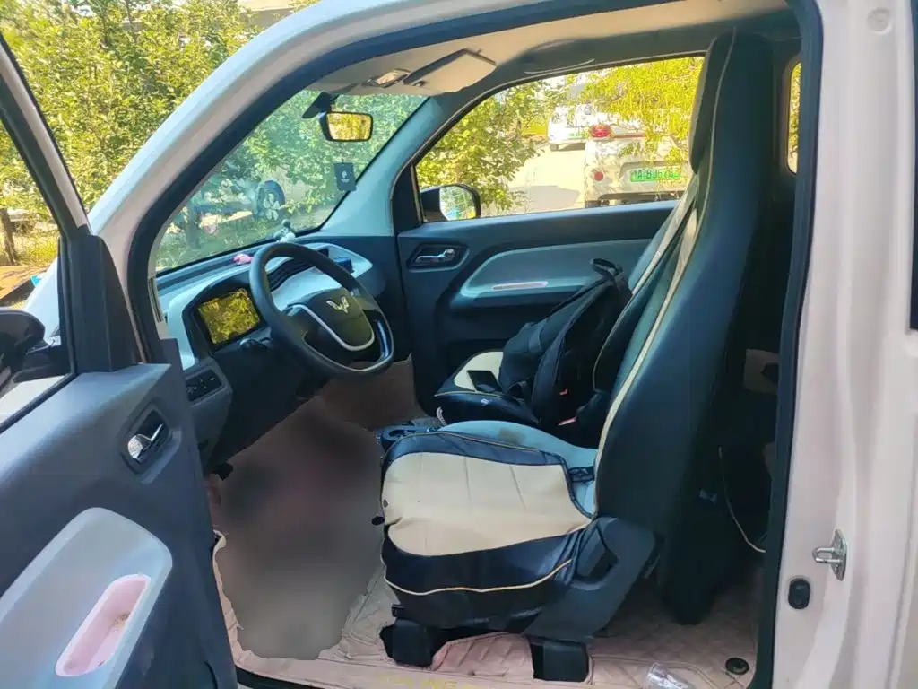 Wuling MINIEV — миниатюра 15