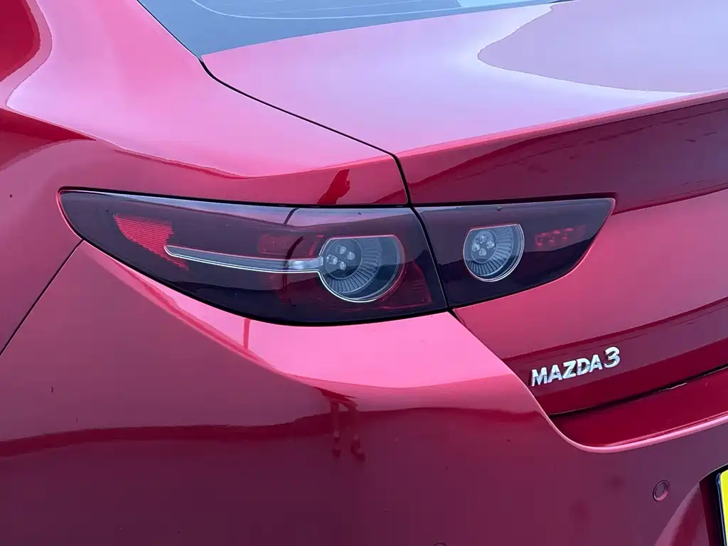 Mazda 3 Axela — миниатюра 9