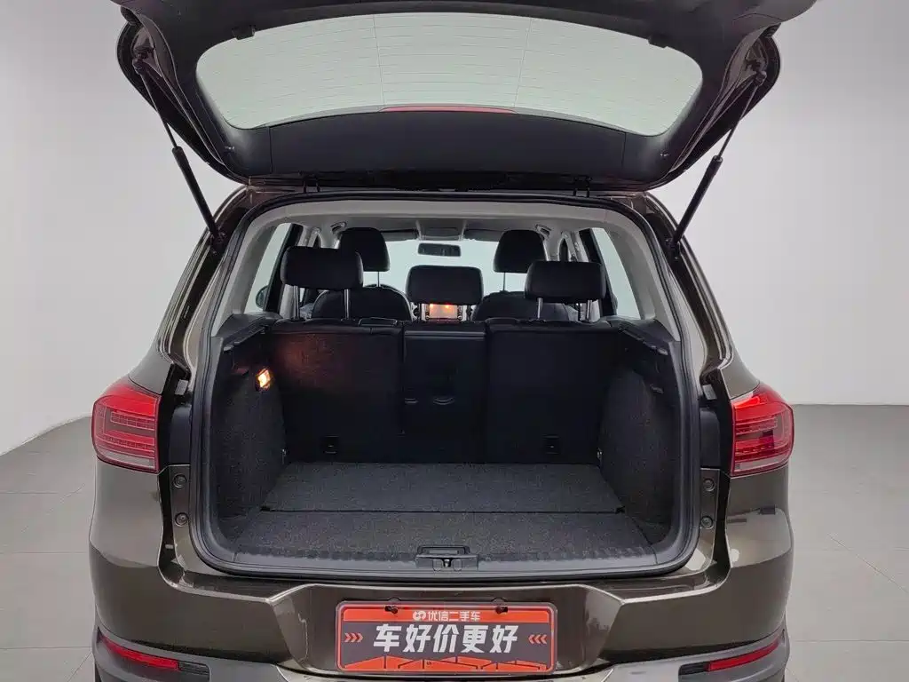 Volkswagen Tiguan — миниатюра 16