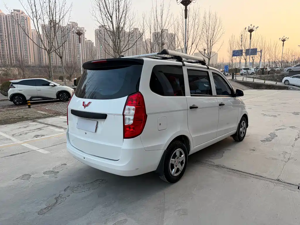 WULING WULING HONGGUANG