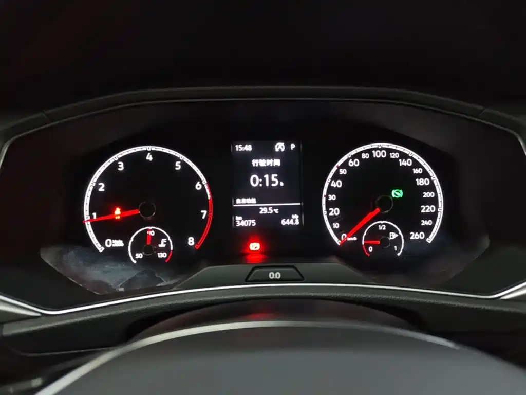 Volkswagen T-Roc — миниатюра 12