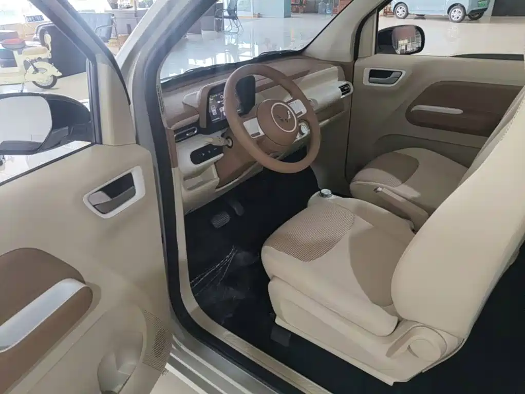Wuling MINIEV — миниатюра 16