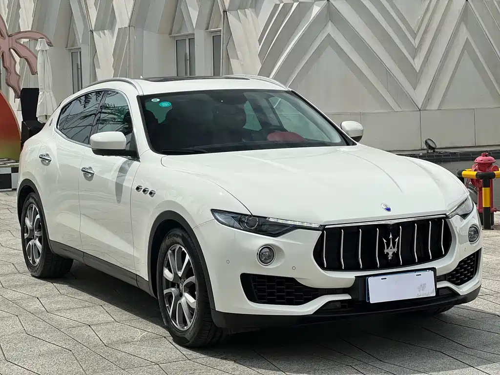 Maserati Levante — миниатюра 3