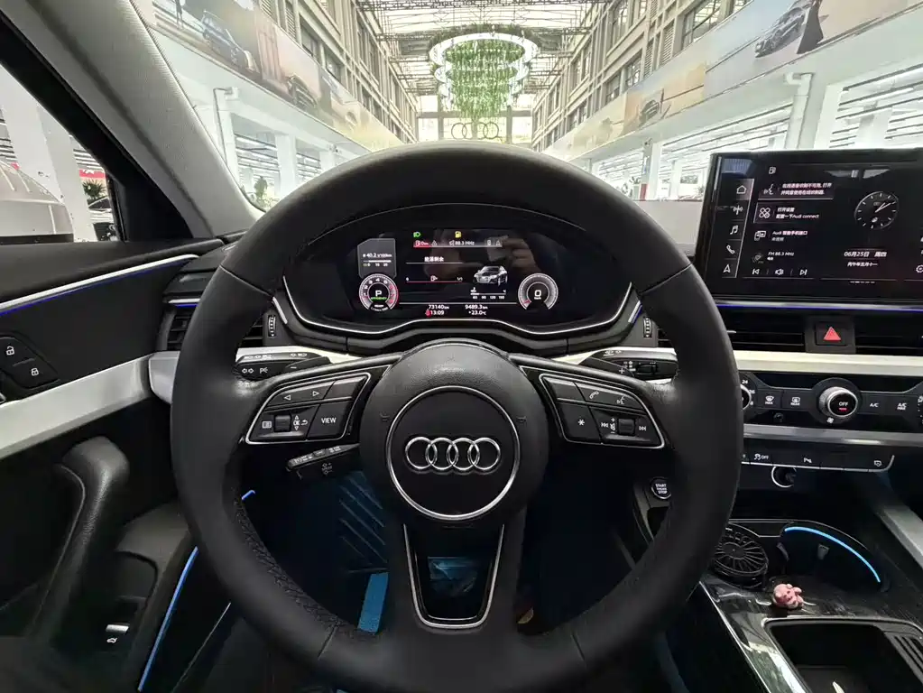 Audi A4L 2022 35 TFSI Fashion