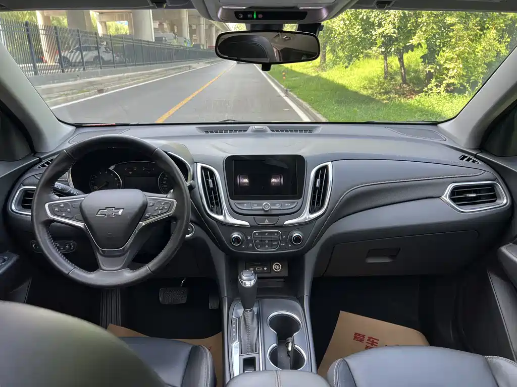 Chevrolet Equinox 2019 535T AT VI