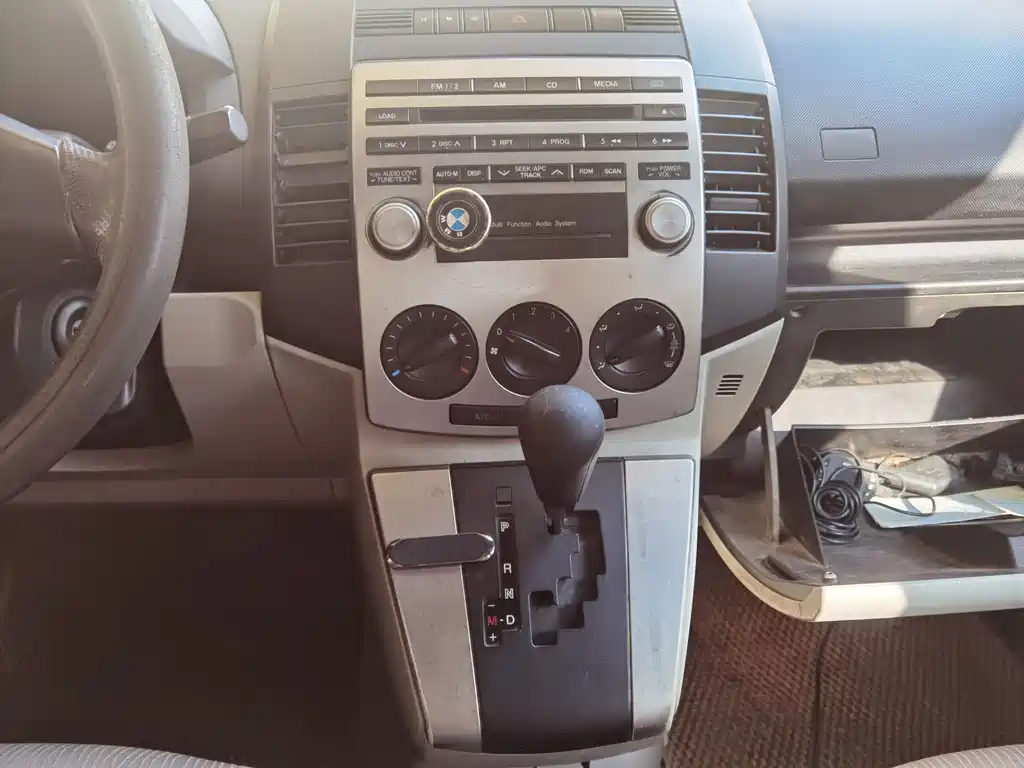 Mazda 5 — миниатюра 10