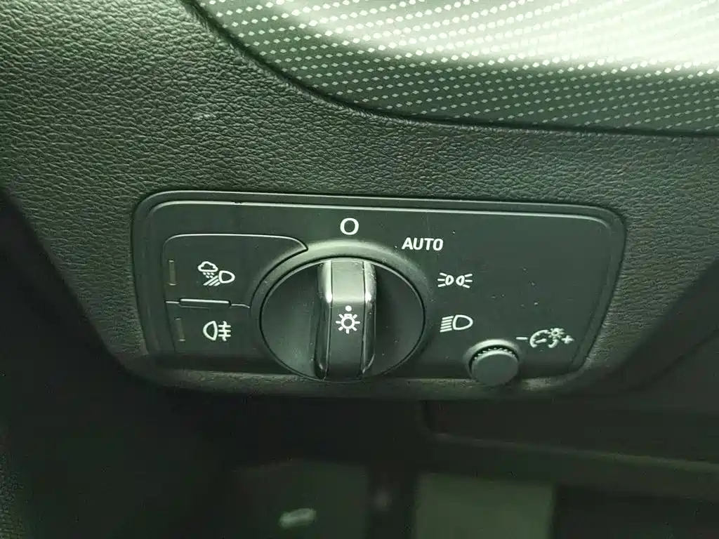 Audi Q2L — миниатюра 21