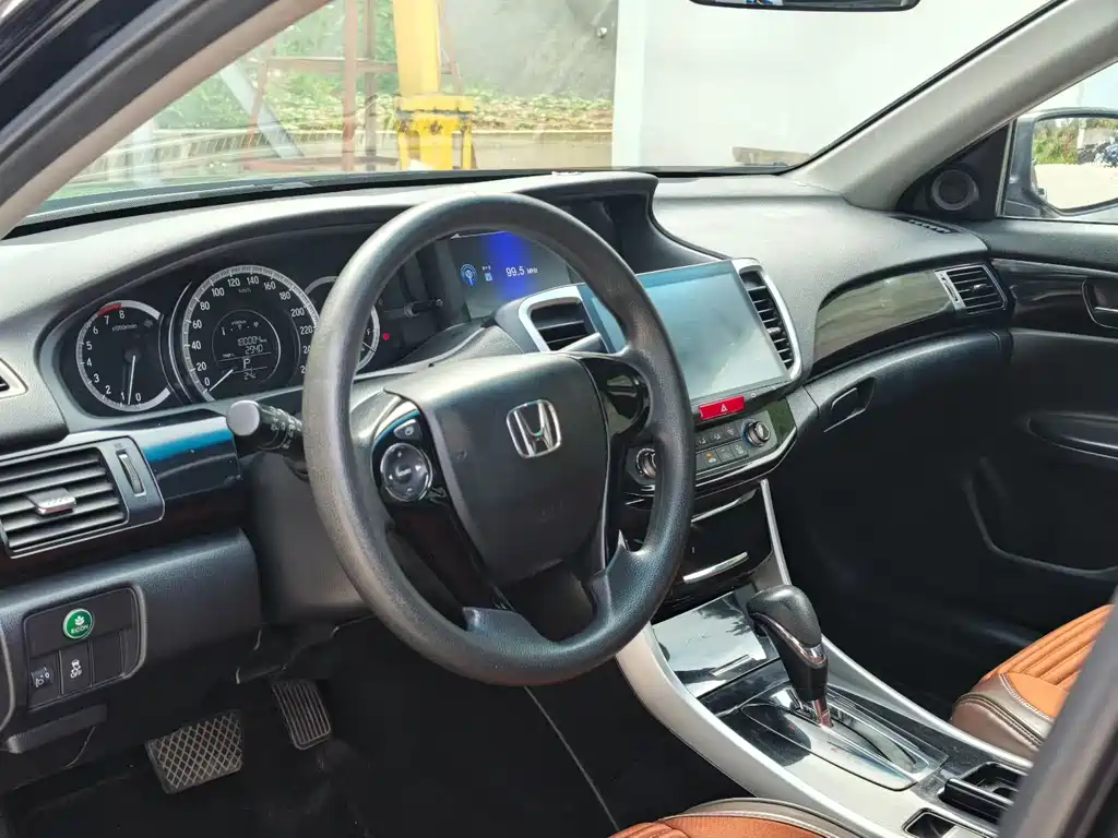 Honda Accord 2016 2.0L Comfort