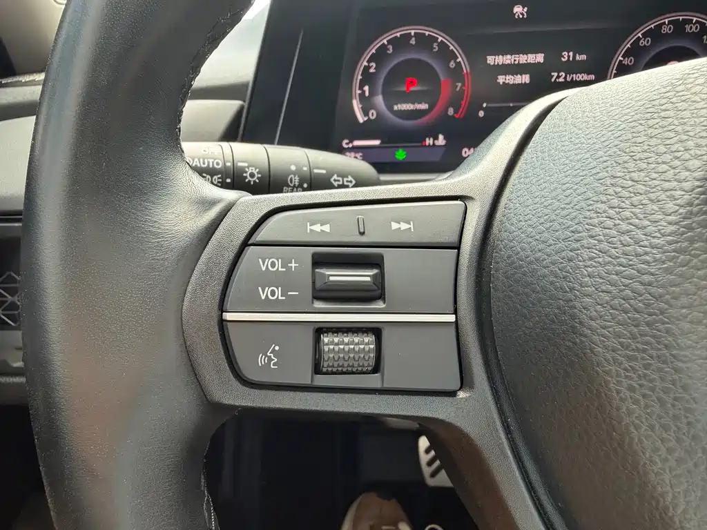 Honda Accord — миниатюра 12