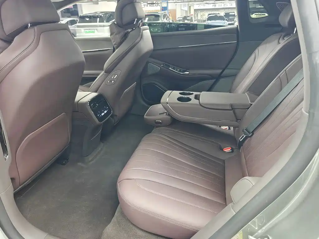 Denza Denza Z9GT — миниатюра 19