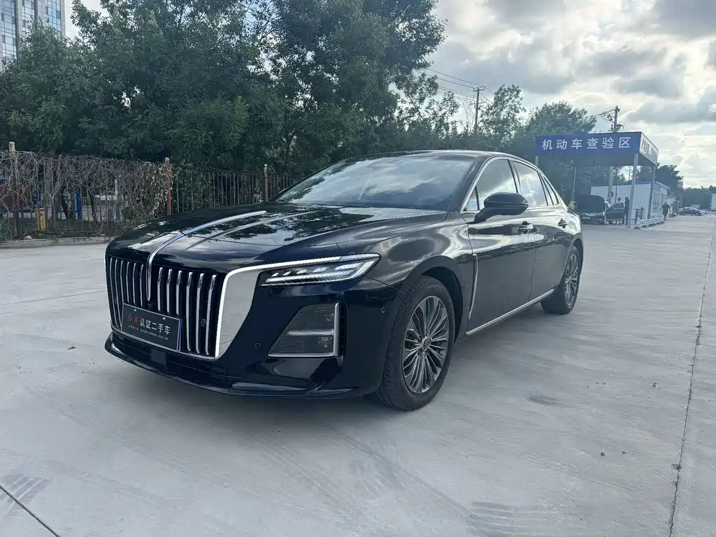 2026 Hongqi H5 - zdjęcie 1 z 18