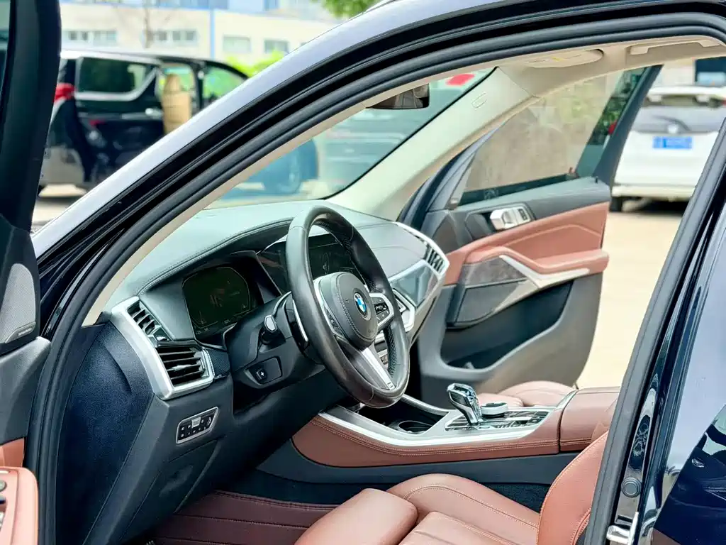 BMW X5 2020 xDrive30i M Sport