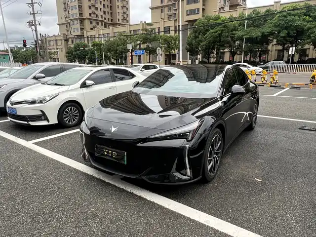 ARCFOX Alpha S