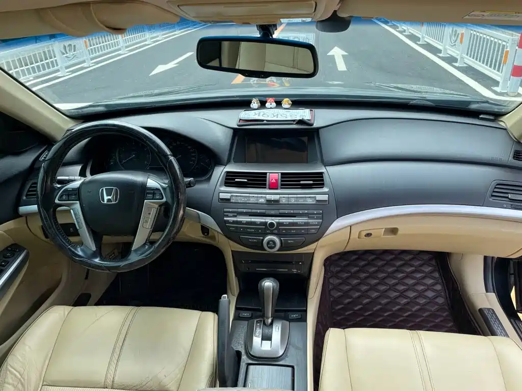 Honda Crosstour — миниатюра 7