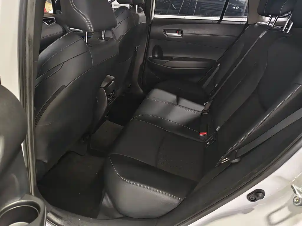 Toyota Frontlander 2023 2.0L CVT Luxury