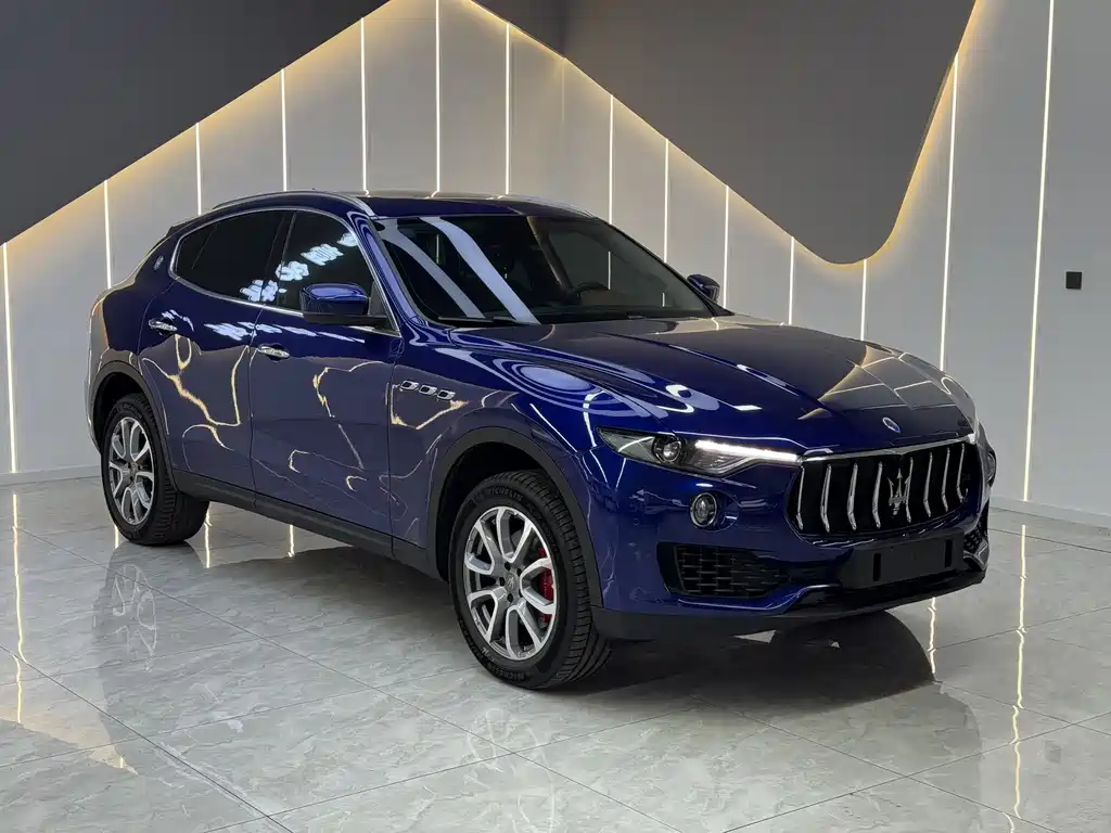 Maserati Levante - фото 2