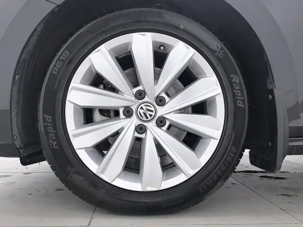 Volkswagen Passat — миниатюра 17