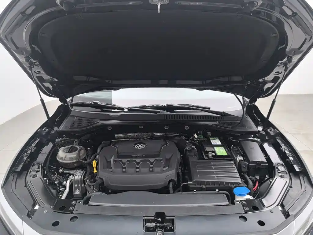 Volkswagen Passat — миниатюра 6