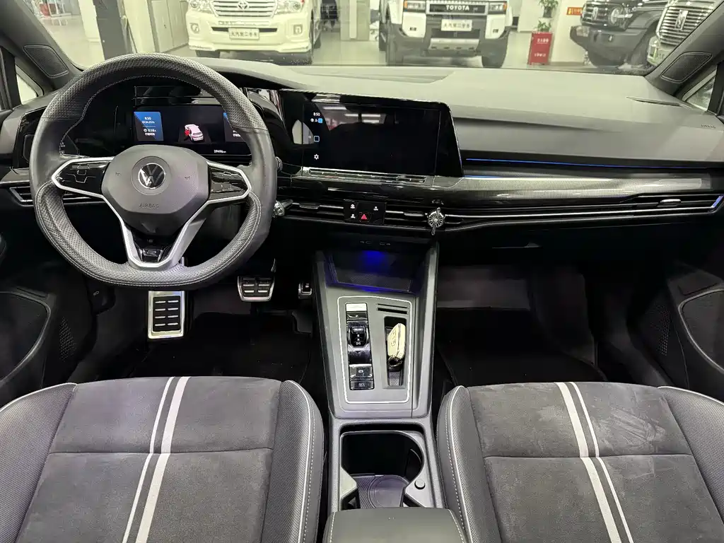 Volkswagen Golf 2021 280TSI DSG R-Line
