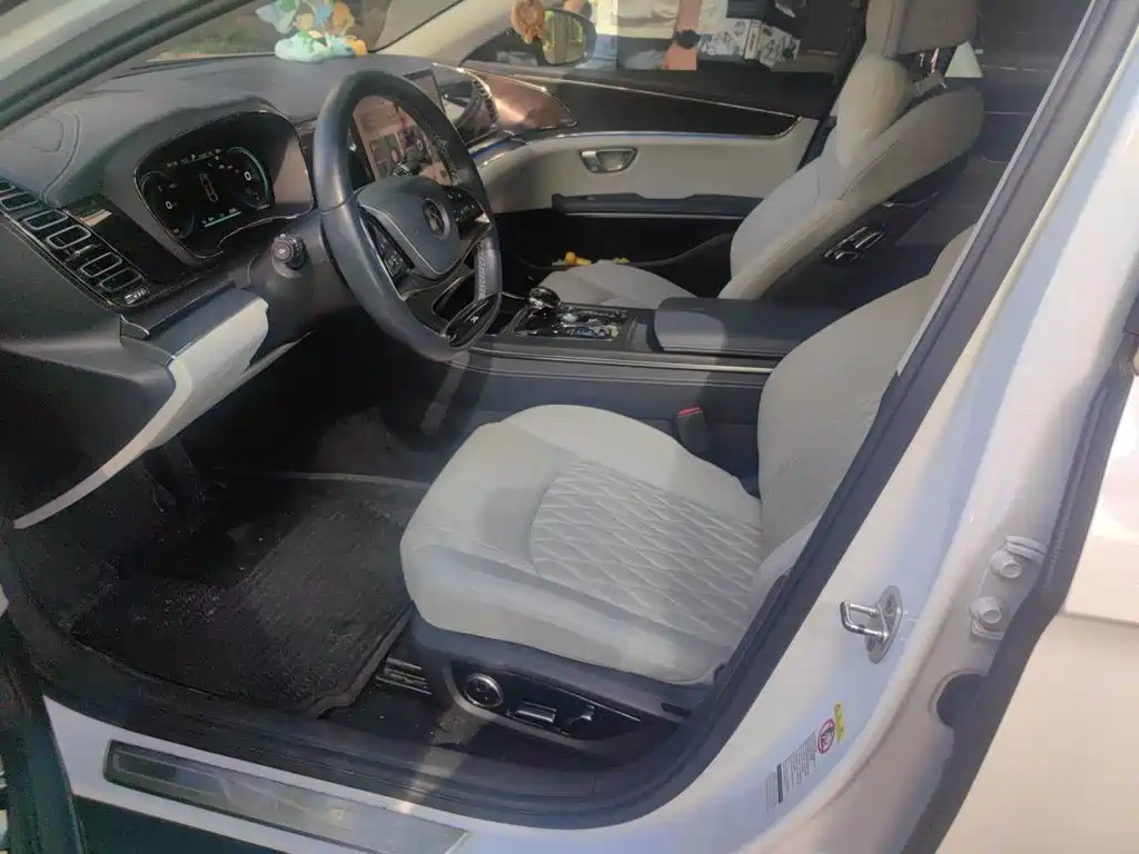 BYD Han — миниатюра 17