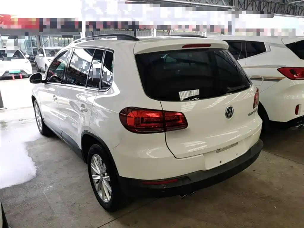 Volkswagen Tiguan 2015 1.8TSI AT Comfort