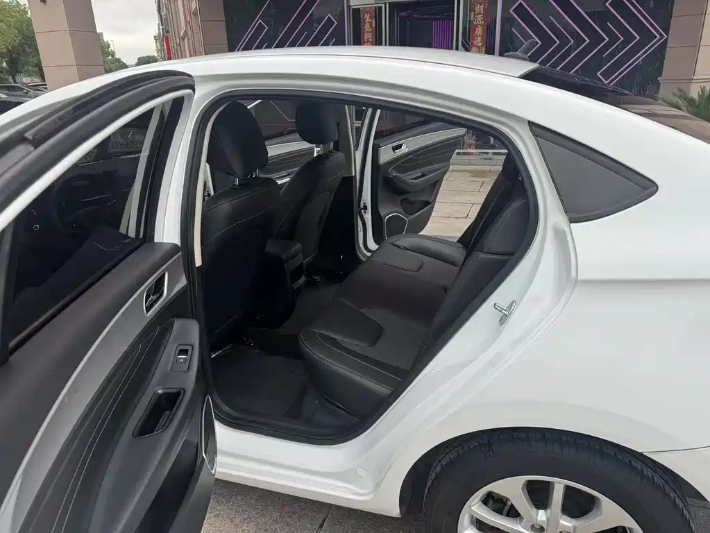 Chery Arrizo 5 5 2019 1.5L CVT V