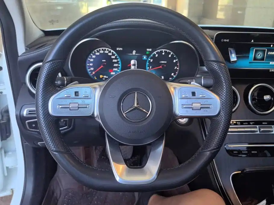 Mercedes-Benz C-Class — миниатюра 15
