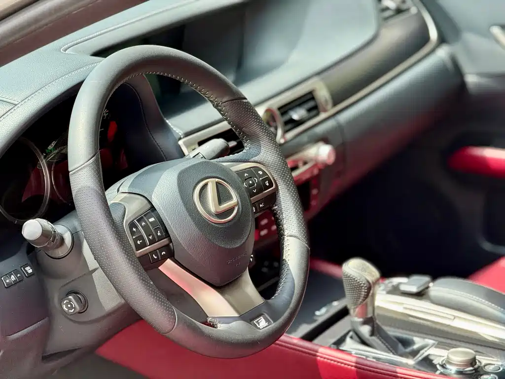 Lexus GS 2017 300 F SPORT