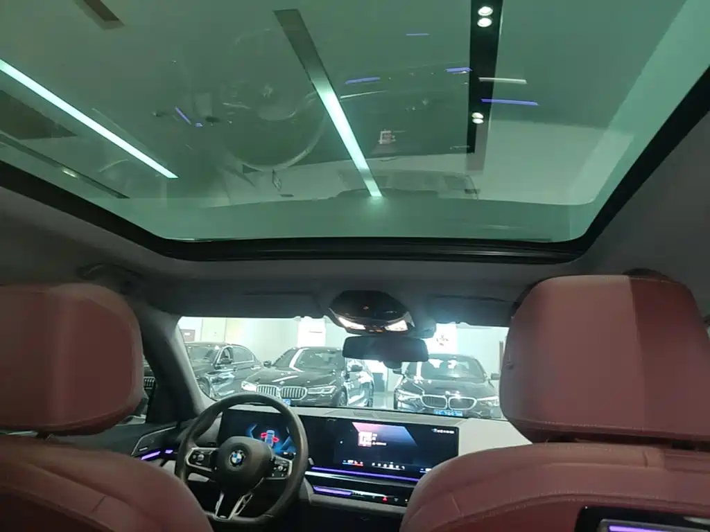 BMW 5 Series — миниатюра 18