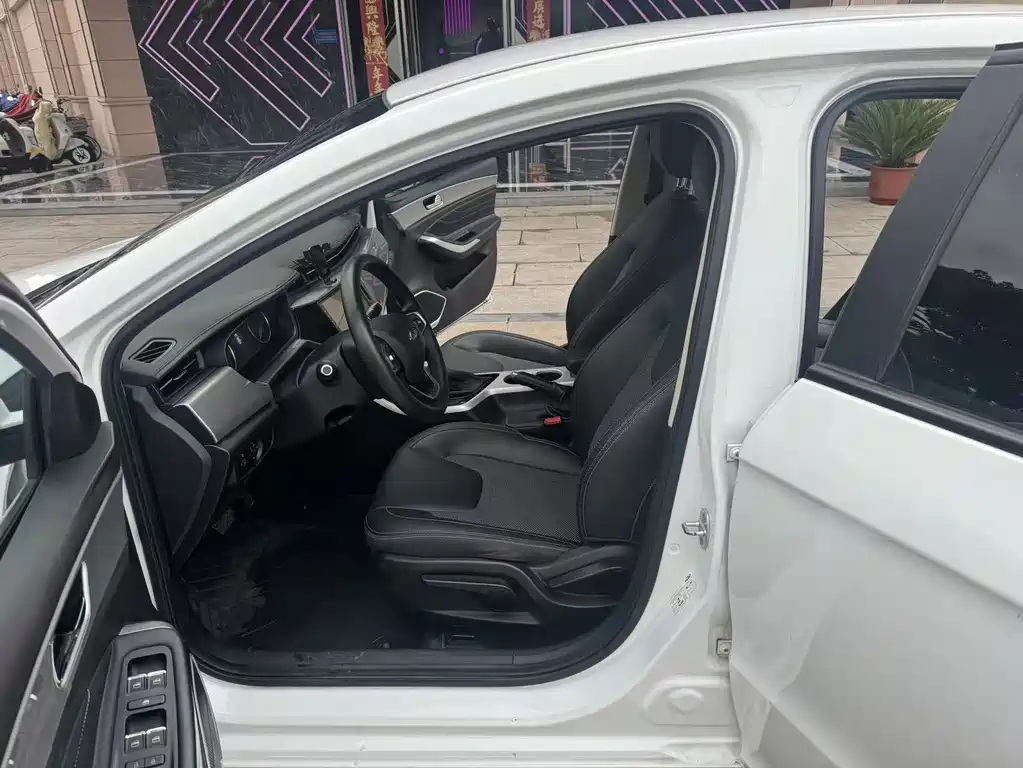 Chery Arrizo 5 5 2019 1.5L CVT V