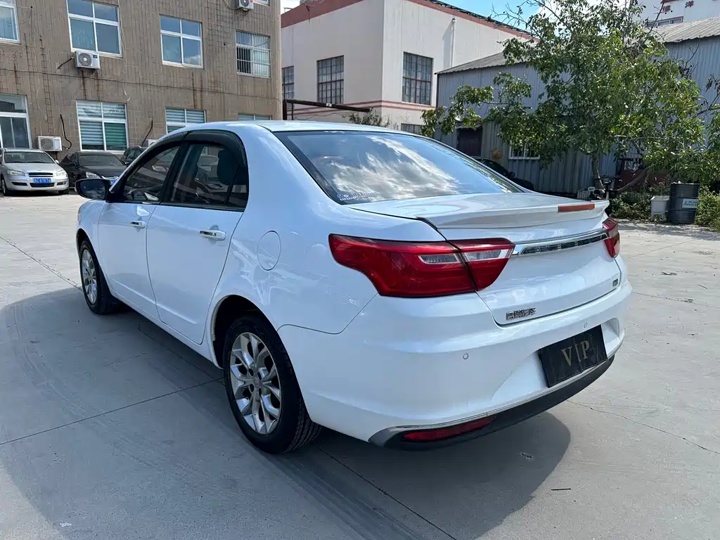 Geely Vision — миниатюра 8